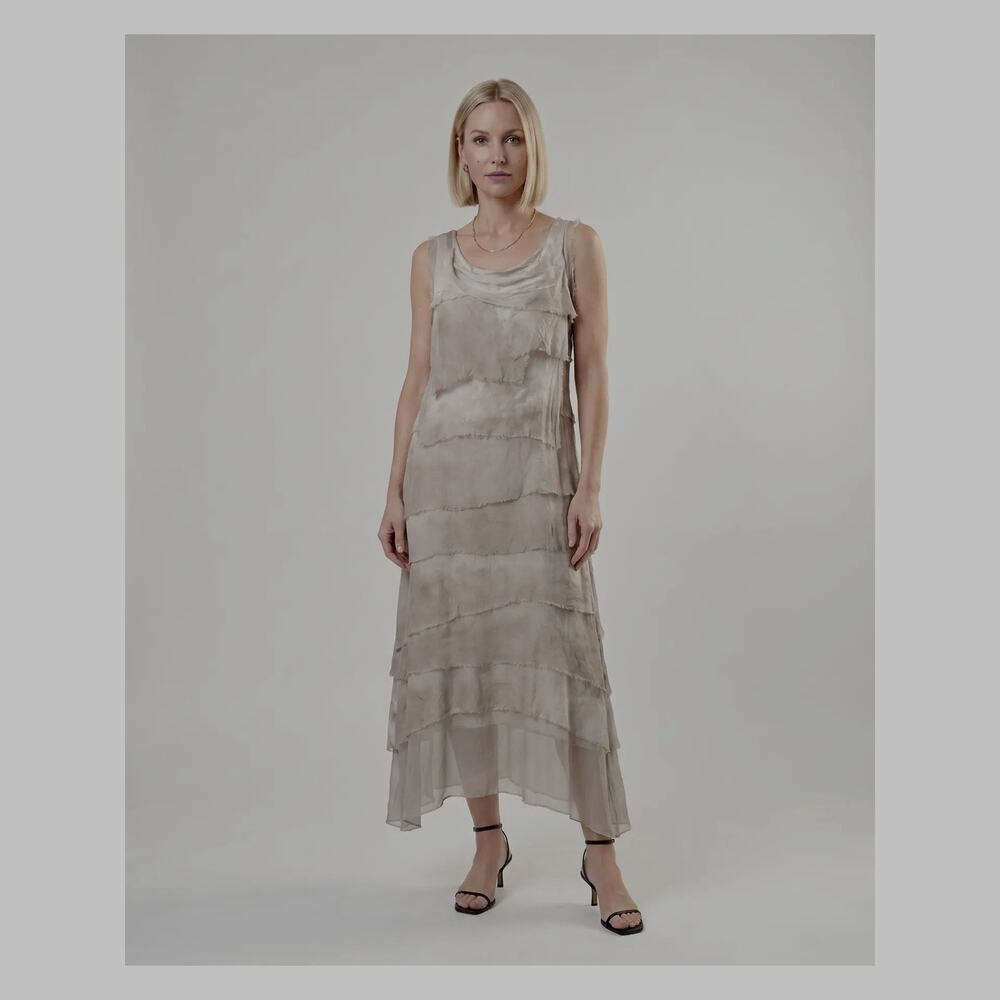 NWT Tina Stephens Aleena Silk Dress Made in Italy  Cha Cha  One Size TAUPE